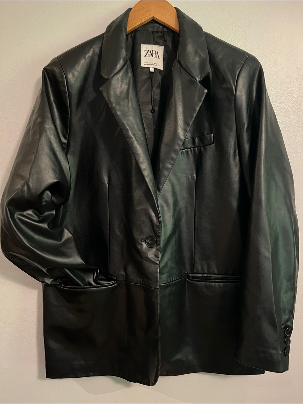Nwot ZARA Black Faux Leather Single-Button Blazer Jacket, size XL